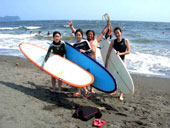 I-surferサーフィンスクールの様子