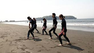 misty サーフィンスクールの様子