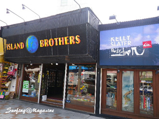 沖縄のサーフショップ